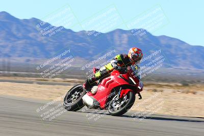 media/Jan-09-2022-SoCal Trackdays (Sun) [[2b1fec8404]]/Turn 8 (1045am)/